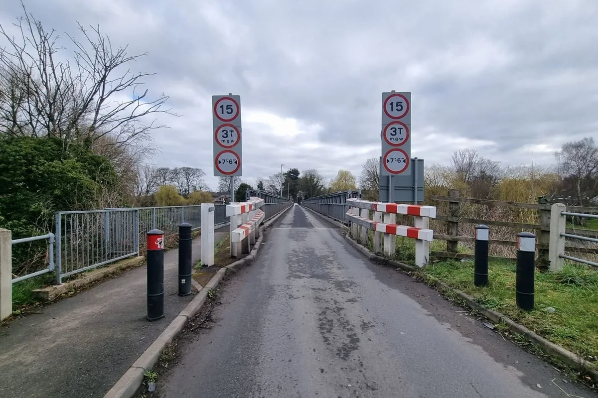 Road crossing over the River Trent near Drakelow